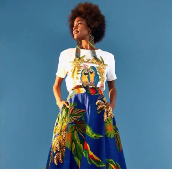 NWT FARM Rio Blue and Yellow Macaw Bird Art ORGANIC COTTON T Shirt - Picture 2 of 5